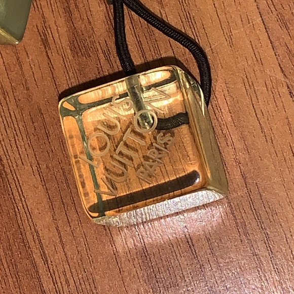 Authentic Louis Vuitton Cube Hair Elastic main image 8